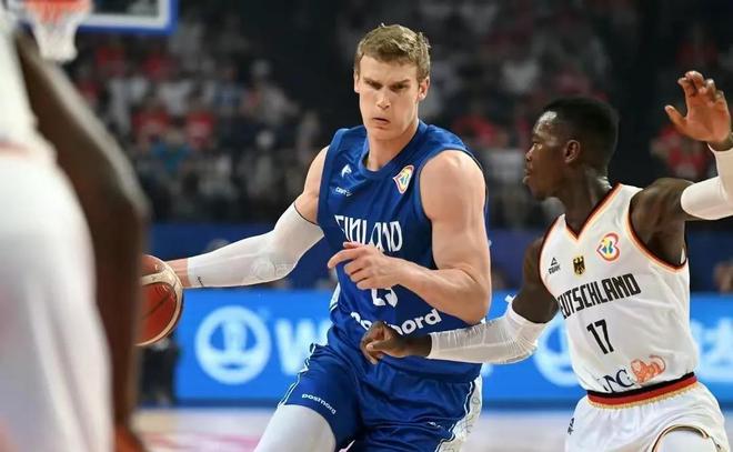 在全球羽毛 在全球羽毛